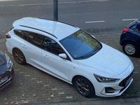 Gebraucht Ford Focus ST-Line X 125 PS (91 kW) 2022 Weiß Kombi