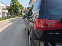 Gebraucht VW Sharan Highline 140 PS (102 kW) 2011 Schwarz Van / Kleinbus