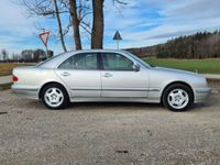 gebraucht Mercedes E240 CLASSIC Scheckheft 2. Hand