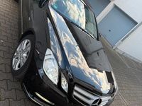 Gebraucht Mercedes E200 184 PS (135 kW) 2011 Schwarz Cabrio