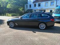 Gebraucht BMW 520 Luxury Line 190 PS (139 kW) 2019 Grau Kombi