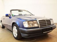 Gebraucht Mercedes 300 220 PS (161 kW) 1992 Nautikblau Cabrio