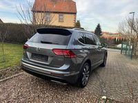 Gebraucht VW Tiguan Allspace R-line 245 PS (180 kW) 2022 Grau SUV