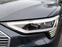 Gebraucht Audi e-tron Ambiente 300 kW (408 PS) 2023 Manhattangrau (metallic) SUV