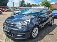 Gebraucht Kia Rio 109 PS (80 kW) 2016 Blau Kleinwagen