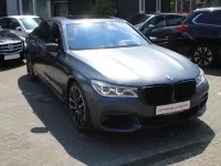 Gebraucht BMW 760 609 PS (447 kW) 2018 Grau Limousine