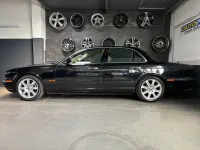 Używany Jaguar XJ 298 KM (219 kW) 2004 Czarny Sedan/Limuzyna