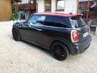 Gebraucht Mini John Cooper Works 231 PS (169 kW) 2017 Weiß Kleinwagen