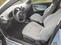 Second-hand Seat Ibiza 75 CP (55 kW) 2004 Albastru Hatchback