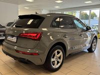 Gebraucht Audi Q5 S-Line 299 PS (219 kW) 2021 Hellgrau SUV