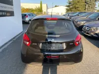 Gebraucht Peugeot 208 Active 82 PS (60 kW) 2018 Schwarz Kleinwagen