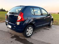 Gebraucht Dacia Sandero 75 PS (55 kW) 2012 Blau Limousine