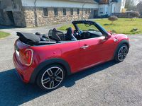 Gebraucht Mini Cooper 136 PS (100 kW) 2017 Rot Kleinwagen