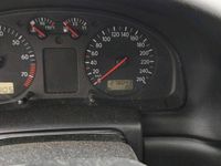 Gebraucht VW Passat 100 PS (73 kW) 1998 Rot Limousine