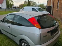 Gebraucht Ford Focus 75 PS (55 kW) 1999 Silber Kleinwagen