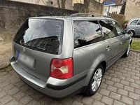 Second-hand VW Passat 116 CP (85 kW) 2004 Gri Break