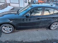 Gebraucht BMW 118 143 PS (105 kW) 2007 Schwarz Kleinwagen