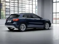 Gebraucht Mercedes GLA180 122 PS (89 kW) 2018 Blau SUV