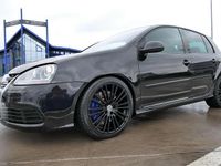 Gebraucht VW Golf V R 250 PS (183 kW) 2006 Black magic perleffekt lc9z Limousine