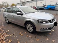 Gebraucht VW Passat 122 PS (89 kW) 2011 Limousine