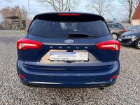 Gebraucht Ford Focus Titanium 120 PS (88 kW) 2019 Blau Kombi