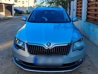 Gebraucht Skoda Superb Exclusive 170 PS (125 kW) 2015 Silber Limousine