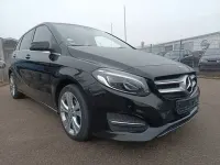 Gebraucht Mercedes B200 136 PS (100 kW) 2015 Schwarz Kleinwagen