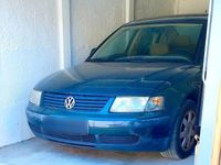 Second-hand VW Passat 150 CP (110 kW) 1996 Verde Berlinǎ