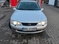 Gebraucht Opel Vectra 101 PS (74 kW) 2001 Silber Limousine