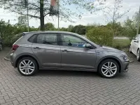 Gebraucht VW Polo R-line 80 PS (58 kW) 2020 Limestone grey metallic Kleinwagen