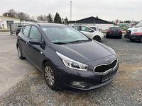 Second-hand Kia Ceed Vision 128 CP (94 kW) 2014 Negru Hatchback