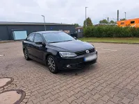 Gebraucht VW Jetta 105 PS (77 kW) 2012 Limousine