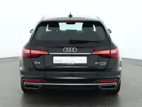Gebraucht Audi A4 Advanced 204 PS (150 kW) 2023 Schwarz Kombi