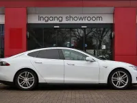 Gebraucht Tesla Model S 278 kW (379 PS) 2015 Weiß Kleinwagen