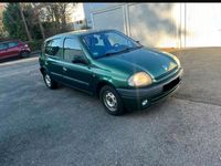 Gebraucht Renault Clio II 58 PS (42 kW) 1999 Grün Kleinwagen