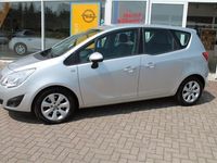 Gebraucht Opel Meriva Edition 140 PS (102 kW) 2012 Silber Van / Kleinbus