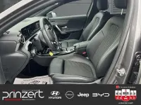 Gebraucht Mercedes A200 Business 163 PS (119 kW) 2019 Mountaingrau  met. Limousine