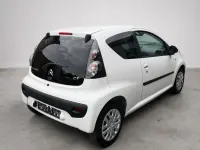 Gebraucht Citroën C1 SELECTION 68 PS (50 kW) 2014 Weiß Kleinwagen