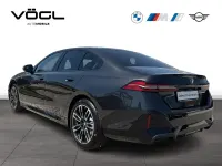 Gebraucht BMW 520 M Sport 190 PS (139 kW) 2025 Sophistograu brillanteffekt Limousine