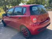 Gebraucht Chevrolet Aveo 75 PS (55 kW) 2009 Rot Kleinwagen