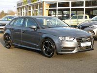 Gebraucht Audi A3 Attraction 110 PS (80 kW) 2015 Grau Limousine