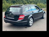 Usata Mercedes C220 177 CV (130 kW) 2009 Nero Station wagon