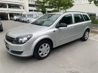 Używany Opel Astra 125 KM (91 kW) 2005 Szary Sedan/Limuzyna