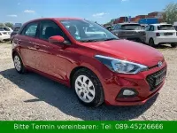 Gebraucht Hyundai i20 Select 84 PS (61 kW) 2019 Rot Kleinwagen