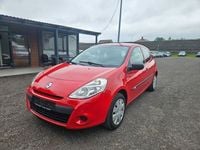 Gebraucht Renault Clio III 75 PS (55 kW) 2011 Rot Kleinwagen