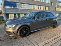 Gebraucht Audi A3 S-Line 150 PS (110 kW) 2014 Grau Limousine