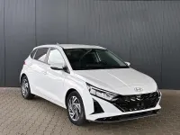 Gebraucht Hyundai i20 Comfort 101 PS (74 kW) 2025 Weiß (atlas white) Kleinwagen