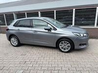 Używany Citroën C4 SELECTION 99 KM (72 kW) 2017 Srebrny Sedan/Limuzyna