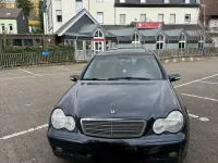 Gebraucht Mercedes C220 150 PS (110 kW) 2001 Blau Limousine