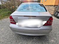 Second-hand Mercedes C200 120 CP (88 kW) 2002 Argintiu Berlinǎ